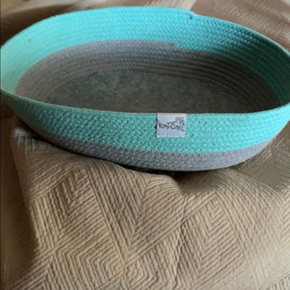 Cat Bed by Kitty Coty